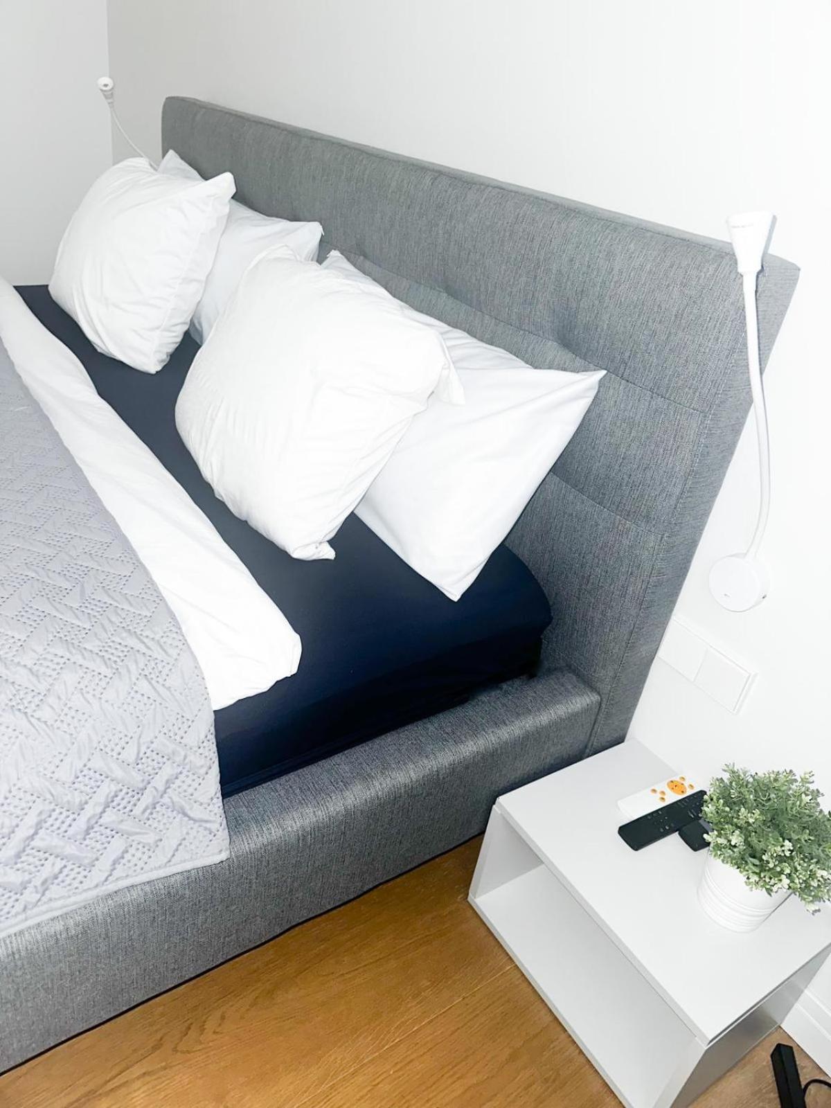 Riga Center - Quiet Studio - 5 Min To Old Town & Nflx Экстерьер фото